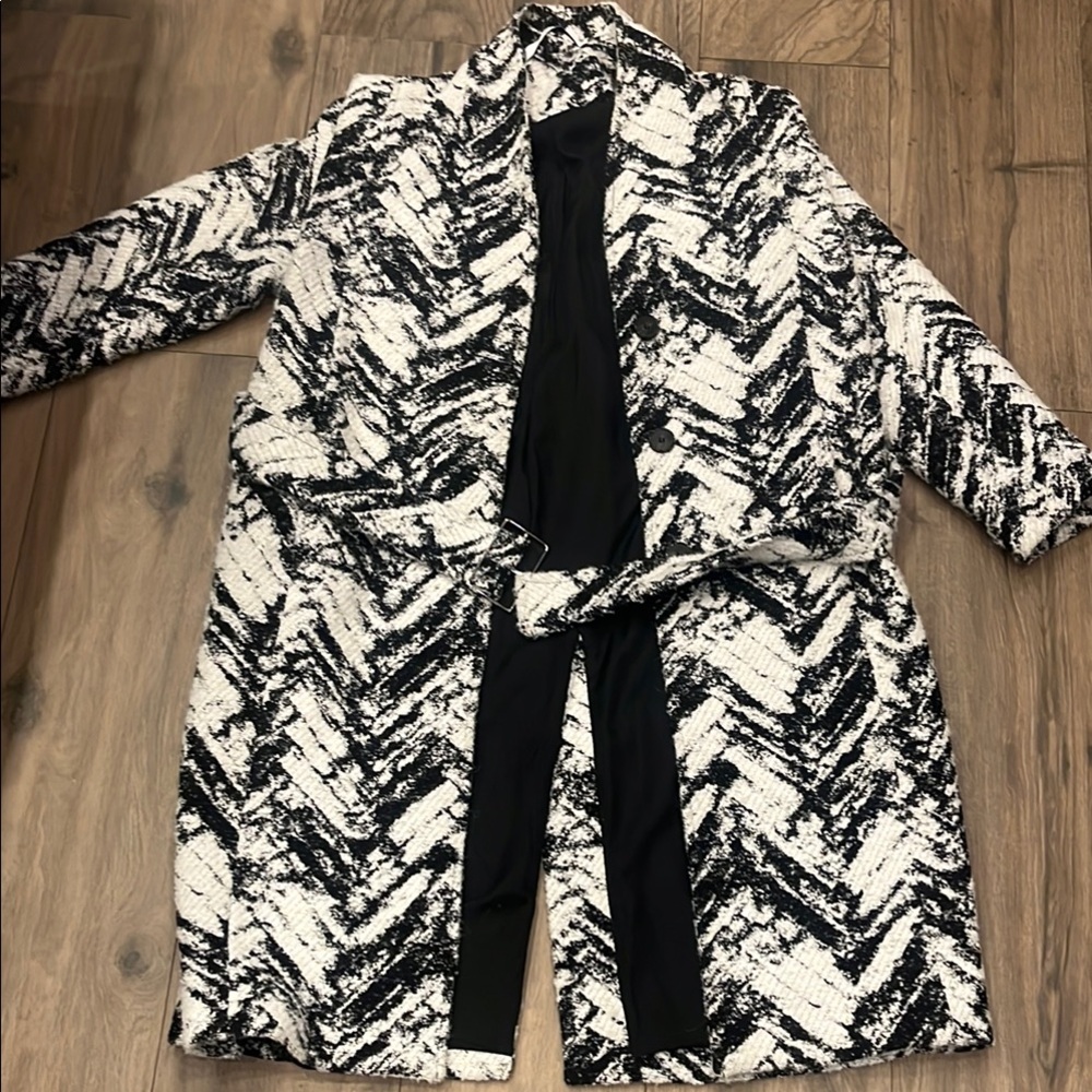 IRO-Black and White Patterned Coat